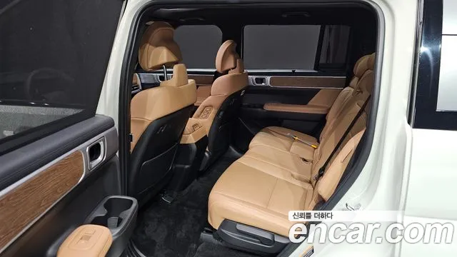 Hyundai Santafe Santa Fe (MX5) Бензин 2.5T 4WD — Фото автомобиля 18
