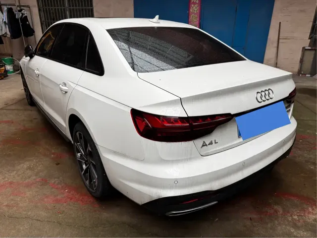Audi A4L — Фото автомобиля 10