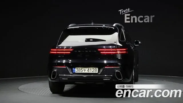 Genesis GV70 — Фото автомобиля 3