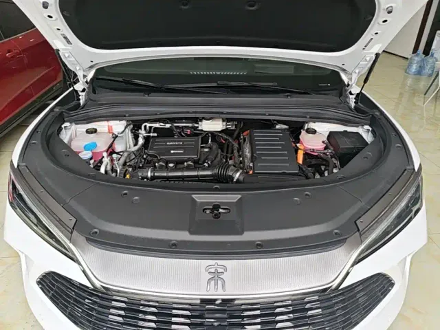 BYD Song L DM-i — Фото автомобиля 19