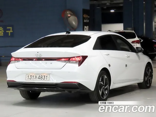 Hyundai Avante CN7 — Фото автомобиля 20