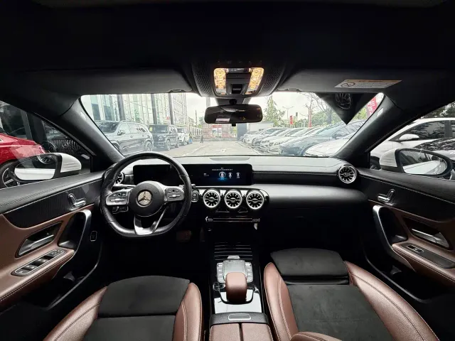 Mercedes-Benz A-Class — Фото автомобиля 21