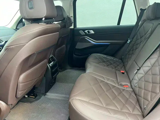 BMW X5 — Фото автомобиля 9