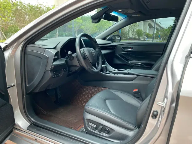 Toyota Avalon — Фото автомобиля 4