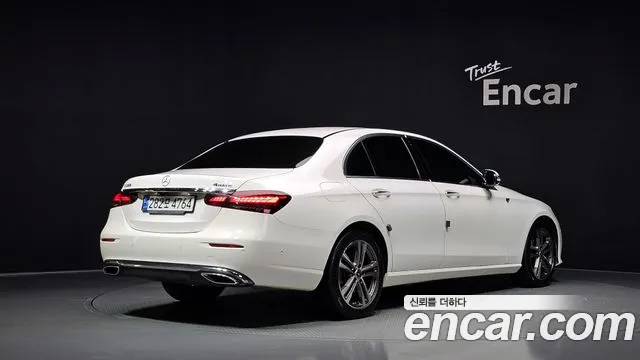 Mercedes-Benz E-Class E-класс W213 E350 4MATIC Avantgarde — Фото автомобиля 2