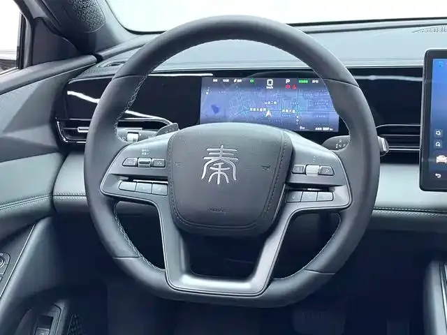 BYD Qin L — Фото автомобиля 11