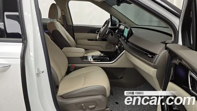 Kia Canival Carnival 4 поколение Дизель 7 мест Signature — Фото автомобиля 11