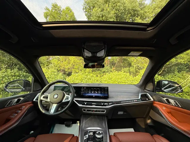 BMW X7 — Фото автомобиля 6