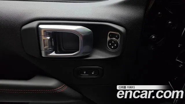 Jeep Wrangler Wrangler (JL) 2.0 Rubicon 2 двери — Фото автомобиля 27