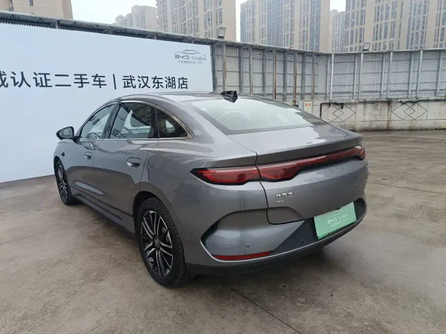 BYD Qin L — Фото автомобиля 18