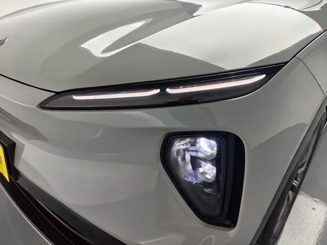 Nio ES6 — Фото автомобиля 14