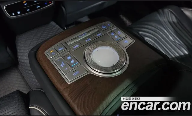 Genesis G80 Бензин 2.5 турбо AWD — Фото автомобиля 19