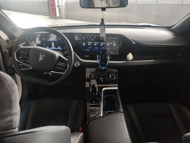 Besturn Bestune B70S 2023 1.5T All-round Guardian — Фото автомобиля 11