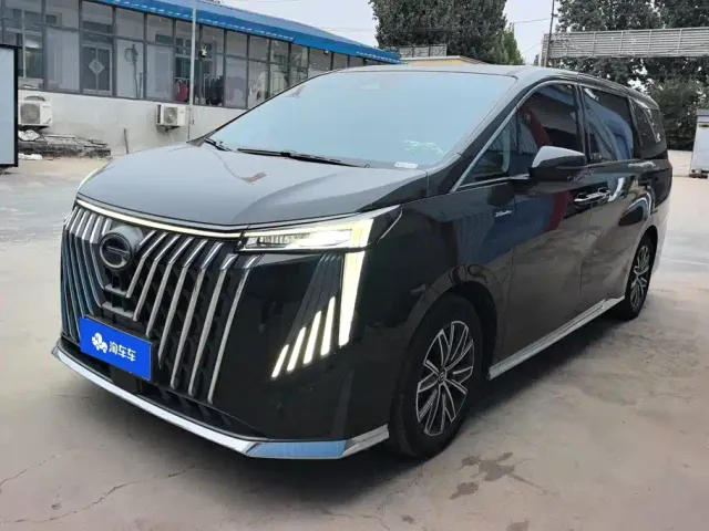Фотография автомобиля — GAC Trumpchi M8