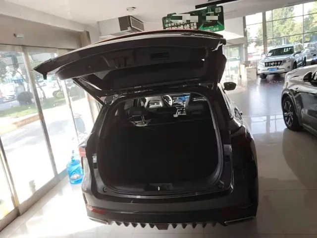 Changan CS75 Plus — Фото автомобиля 18