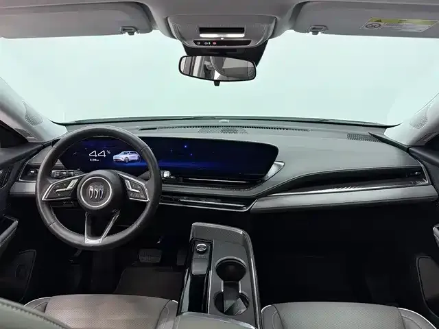 Buick E5 — Фото автомобиля 4