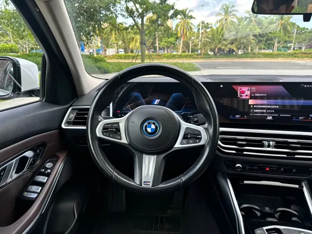 BMW i3 — Фото автомобиля 13