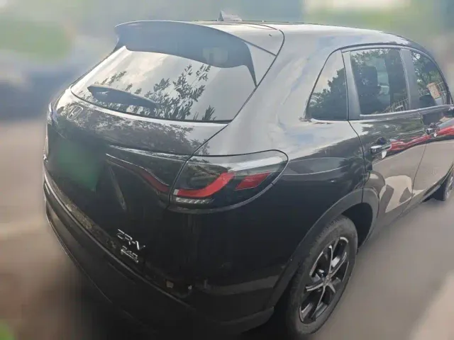 Honda ZR-V — Фото автомобиля 4