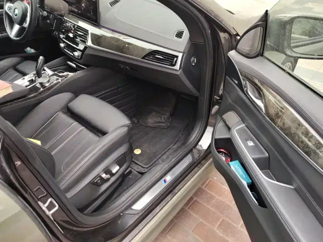BMW 6 Series Gran Turismo — Фото автомобиля 8