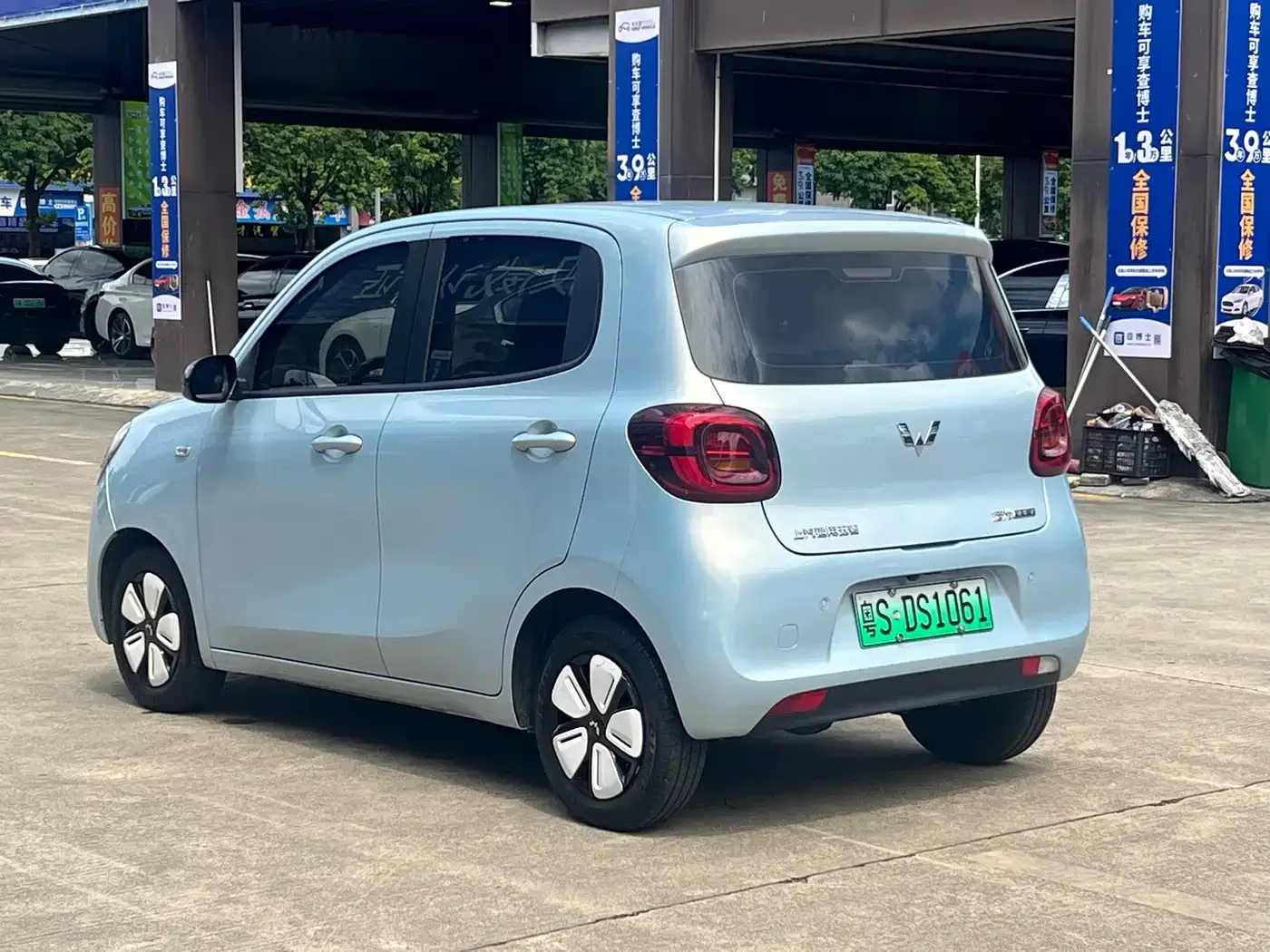 Wuling Motors Hongguang MINIEV 2025 4-Door Advanced — Фото автомобиля 7