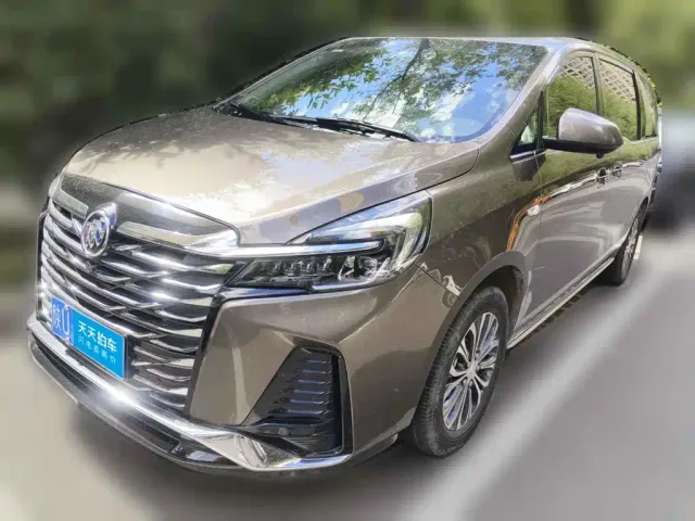 Фотография автомобиля — Buick GL8