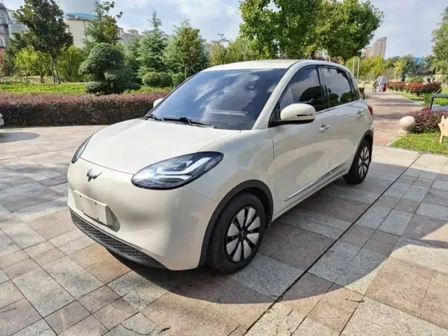 Фотография автомобиля — Wuling Bingo