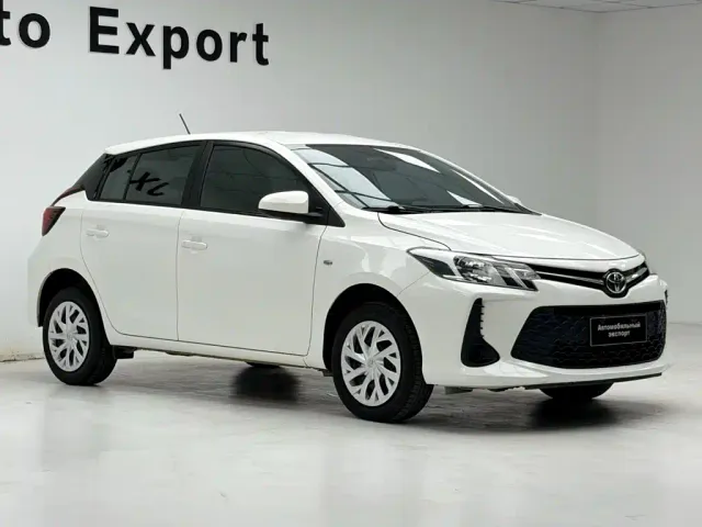 Toyota Vios FS — Фото автомобиля 3