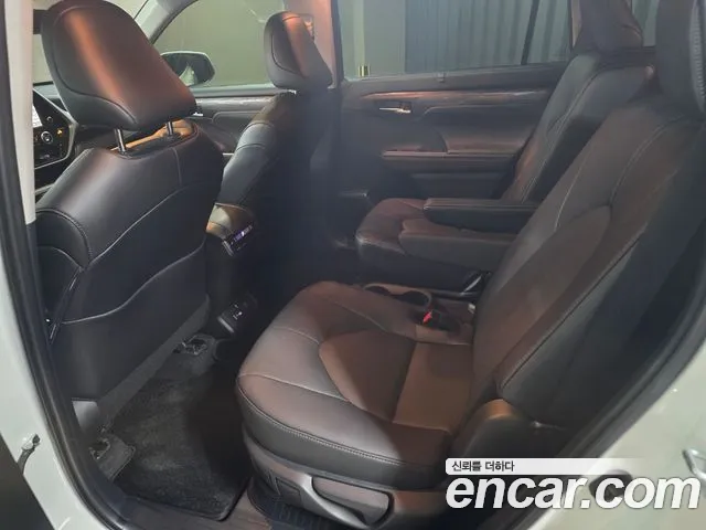 Toyota Highlander 4th Gen — Фото автомобиля 6