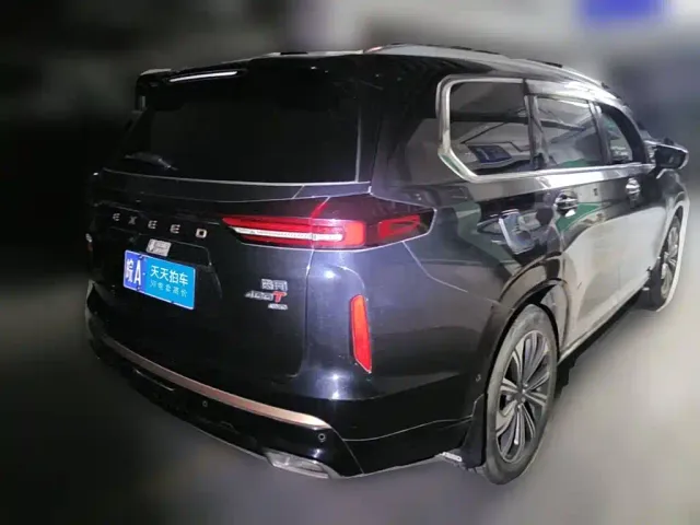Exeed VX — Фото автомобиля 2