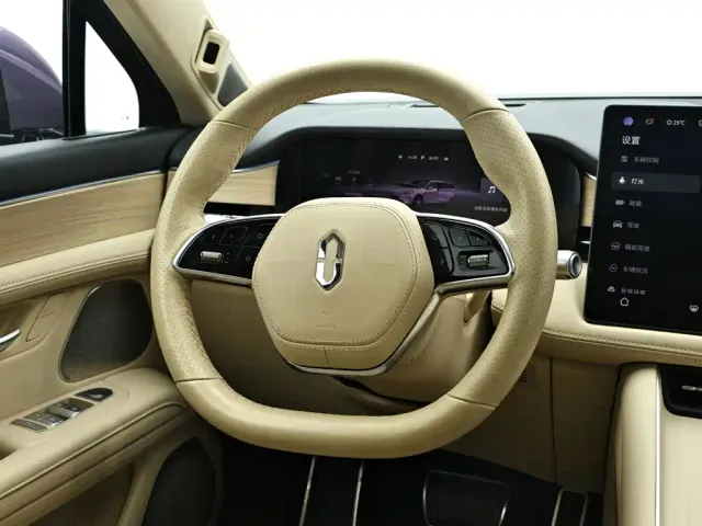 Aito M5 — Фото автомобиля 16