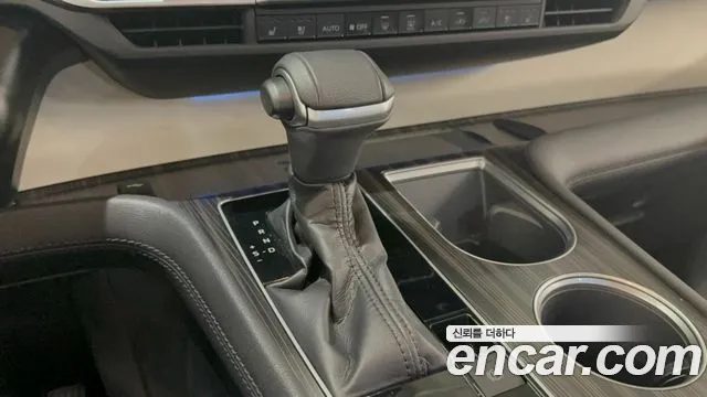 Toyota Sienna Generation 4 — Фото автомобиля 10