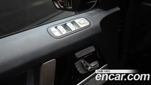 Mercedes-Benz G-Class — Фото автомобиля 14
