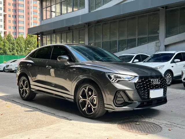 Audi Q3 Sportback — Фото автомобиля 3