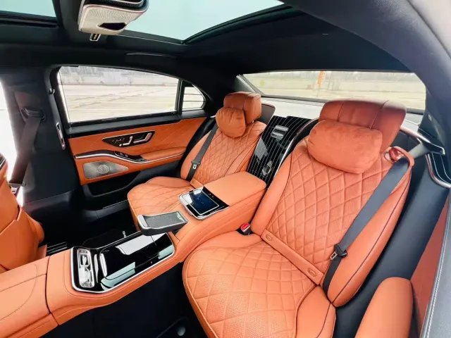 Mercedes-Benz S-Class — Фото автомобиля 12