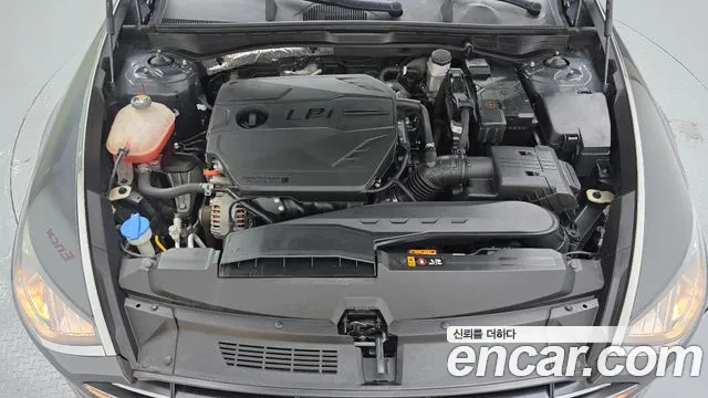 Hyundai Sonata Sonata (DN8) 2.0 LPG(Для проката) — Фото автомобиля 6