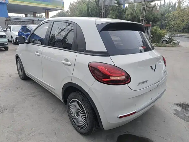 Wuling Bingo — Фото автомобиля 4