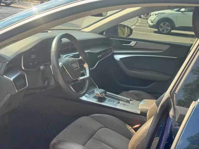 Audi A7L — Фото автомобиля 5