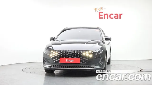 Hyundai Grandeur Новый Grandeur IG — Фото автомобиля 3