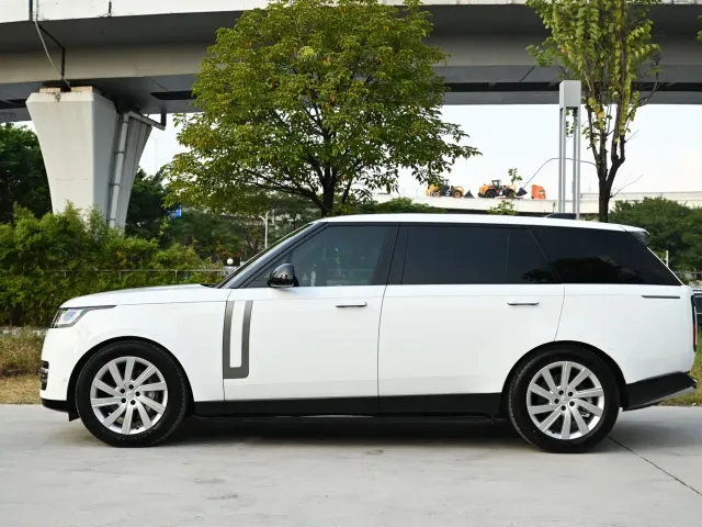 Land Rover Range Rover — Фото автомобиля 3