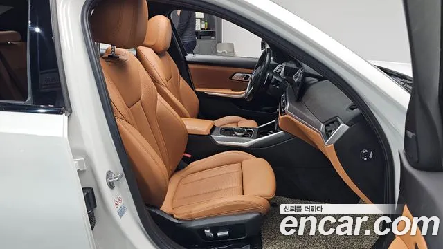 BMW 3 Series G20 — Фото автомобиля 16