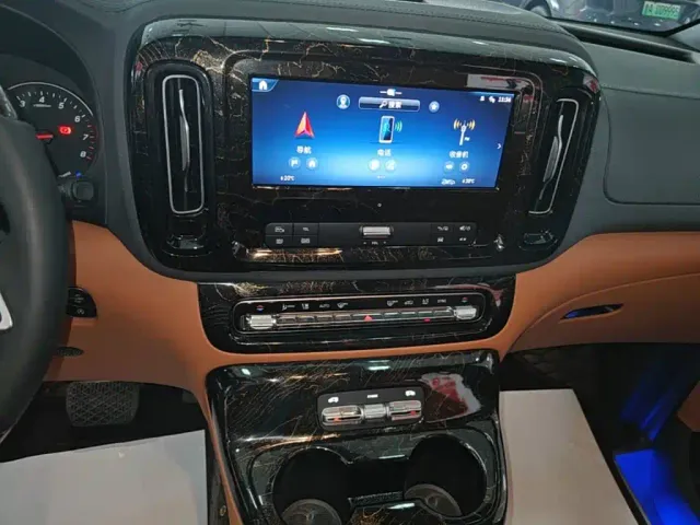 Mercedes-Benz Vito — Фото автомобиля 12
