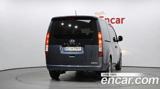 Hyundai Staria Staria Карго 3 места — Фото автомобиля 4