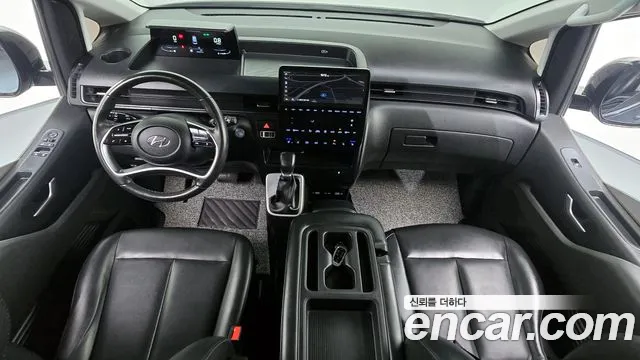 Hyundai Staria Staria 4WD Tourer 9 мест — Фото автомобиля 7