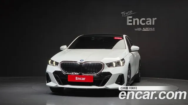 BMW i5 — Фото автомобиля 3