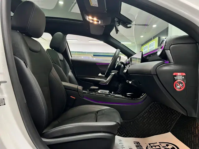 Mercedes-Benz A-Class — Фото автомобиля 14