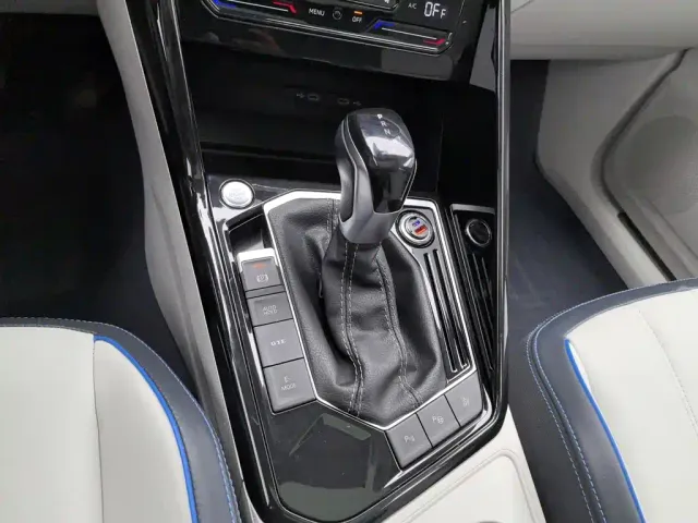 Volkswagen Tayron GTE Plug-in Hybrid — Фото автомобиля 13