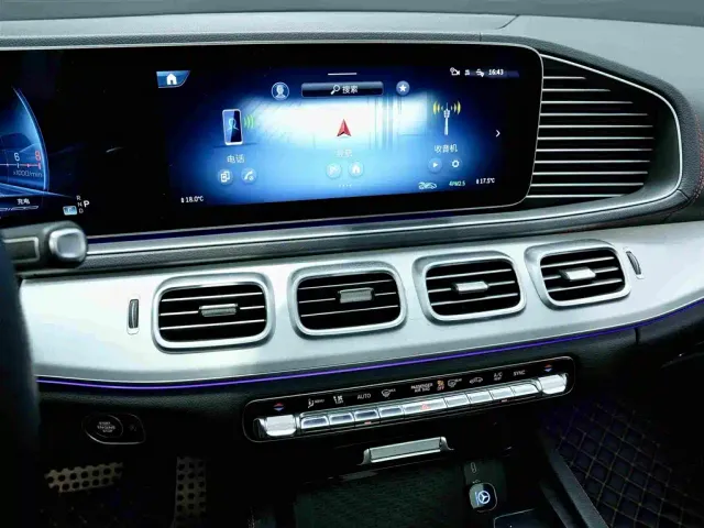 Mercedes-Benz GLE-Class AMG — Фото автомобиля 9
