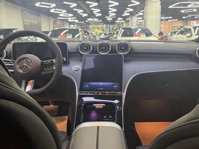Mercedes-Benz C-Class — Фото автомобиля 6