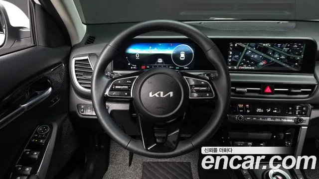 Kia Seltos New — Фото автомобиля 14
