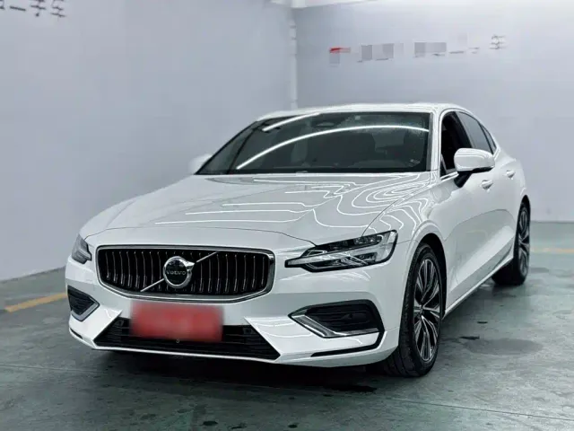 Фотография автомобиля — Volvo S60
